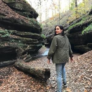 Meet your Posher, Caroline